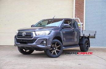 TOYOTA HILUX 4WD AVALANCHE MACHINED FACE MATTE BLACK DARK TINT